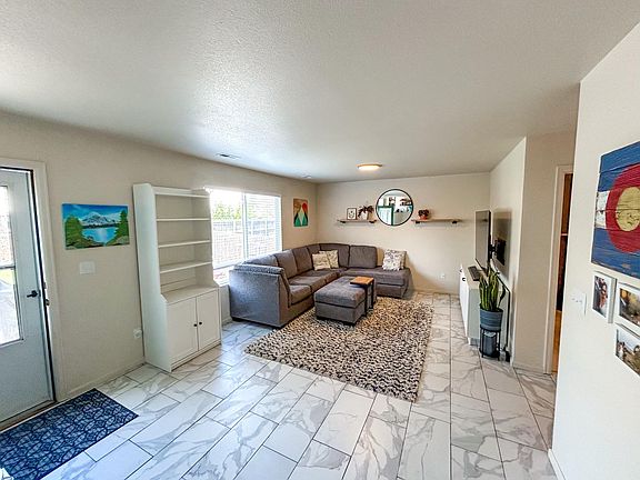 5th image of 1240 Trout Creek Cir