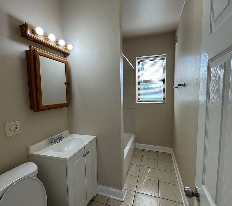 1st image of 5317 W Washington Blvd APT 3