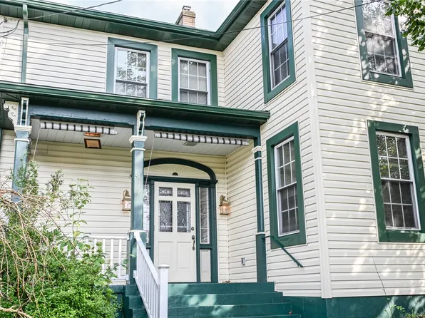 412 Wood St, California, PA 15419