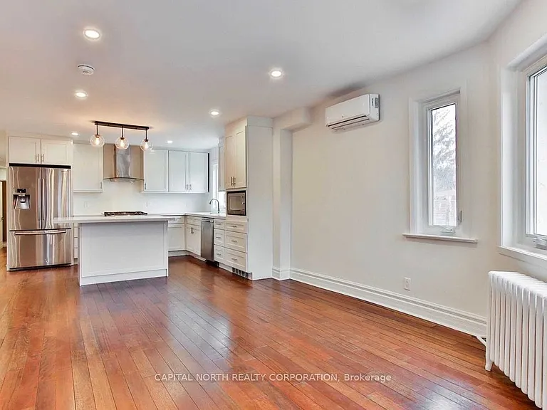 43 Glen Manor Dr #LOWER — Photo 11
