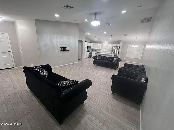 5th image of 11821 W Maui Ln