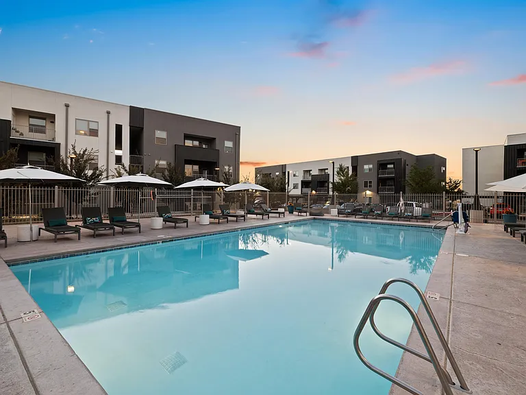 Cielo Luxury Living Apartments — Photo 15