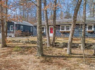 28 Old Runnells Bridge Rd, Hollis, NH 03049