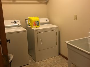 331 Mountain Glen Rd, Cobden, IL 62920