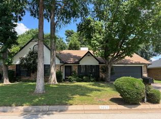 5117 Red River Dr, Arlington, TX 76017