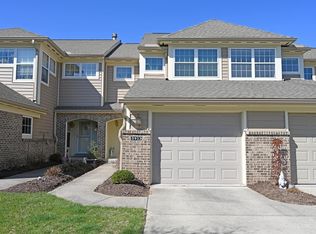 5913 Castlewood Xing, Milford, OH 45150