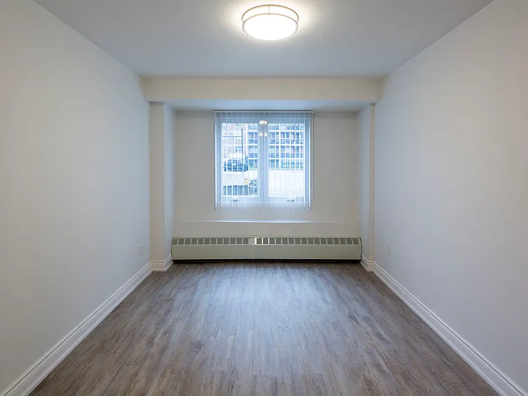 552 Birchmount Rd — Photo 11
