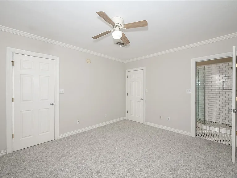 709 Inwood Dr — Photo 15