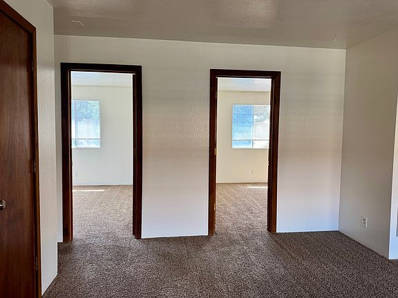 3rd image of 290 Sierra St APT 3