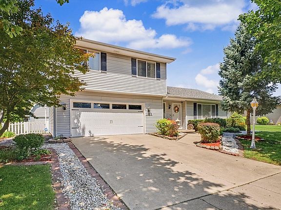 2nd image of 2818 Natalie Dr