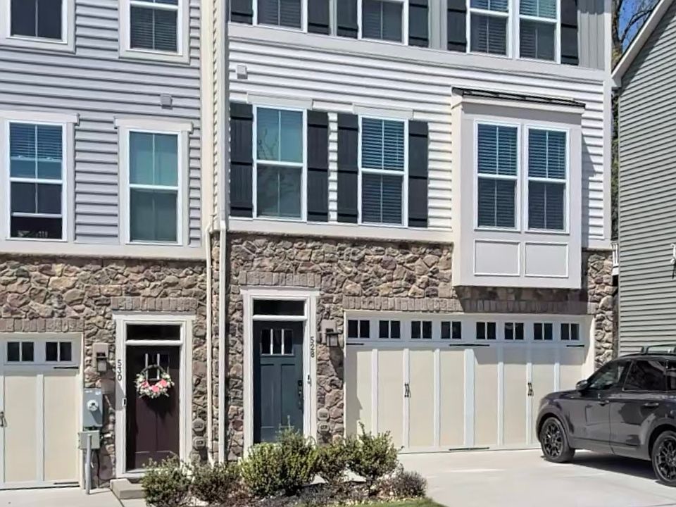 1st image of 528 Iron Gate Rd