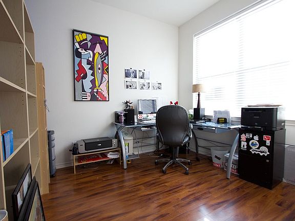 2nd image of 4121 McKinney Ave APT 51