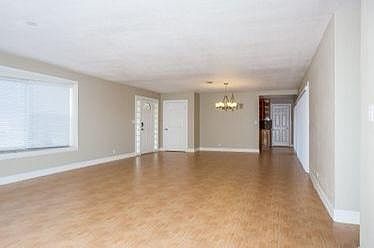 3rd image of 1448 NE 57th Pl #4