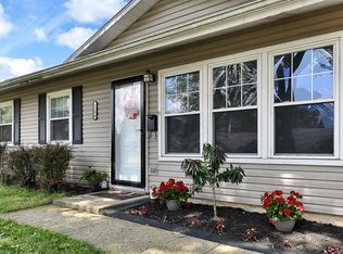 1104 Secrest Ave, Columbus, OH 43207