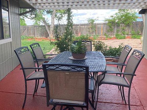 3rd image of 973 Pasque Dr