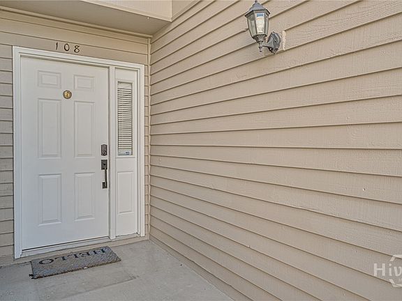 4th image of 3005 River Drive #108