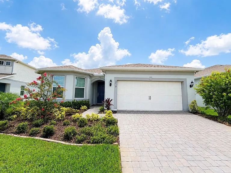 2610 Autumn Peace Dr — Photo 1