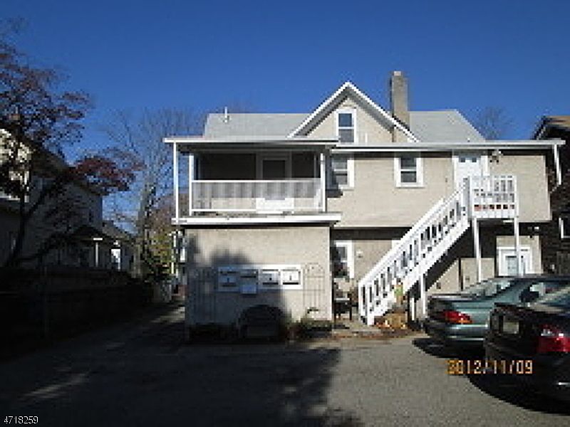 2nd image of 319 Lathrop Ave