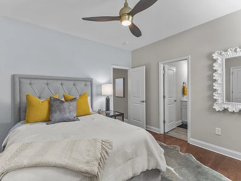 616 Angelica Cir — Photo 16