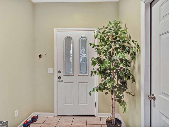 3rd image of 316 Stone Mill Dr