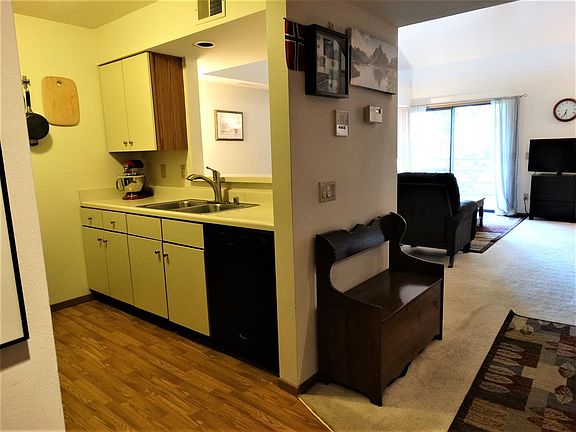 4th image of 1027 S Sunnyvale Ln Unit C