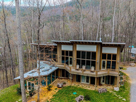 5th image of 3721 Clabo Mountain Ln
