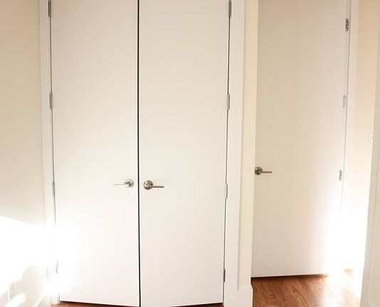 4th image of 4 S Pinehurst Ave APT 3E