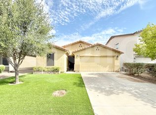1032 E Daniella Dr, San Tan Valley, AZ 85140