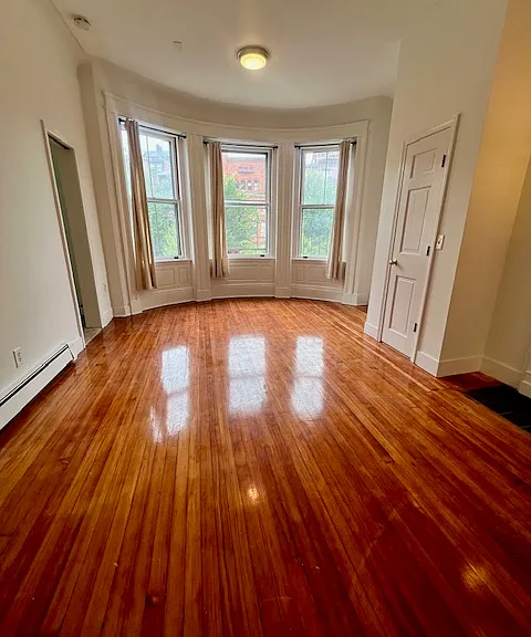 591 Beacon St #3 — Photo 4