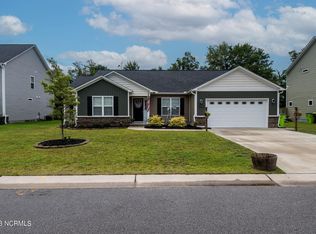 243 Legacy Ln, Newport, NC 28570