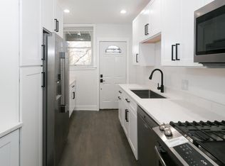 3247 N Damen Ave #2N, Chicago, IL 60657