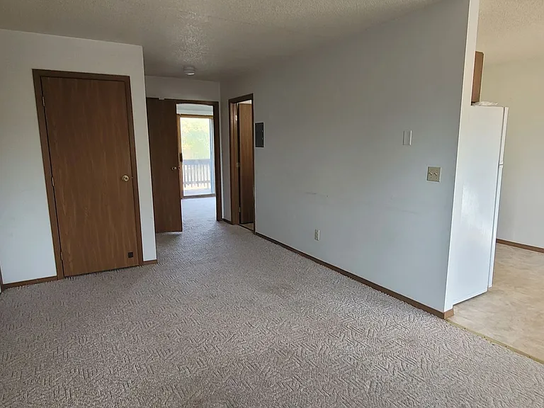 4173 Southgate Ln SW — Photo 2
