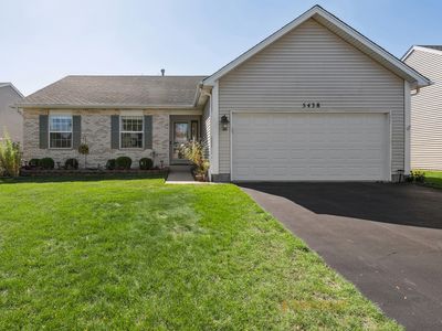 5438 Danbury Cir, Lake In The Hills, IL, 60156
