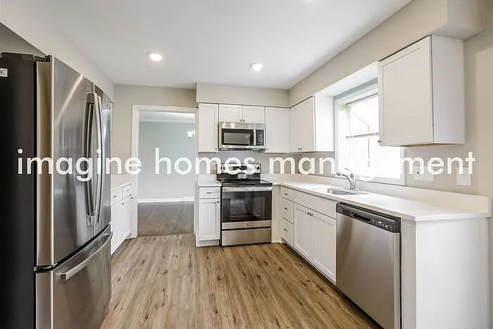 9612 W 93rd St — Photo 7