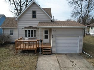 323 10th St N, Breckenridge, MN 56520