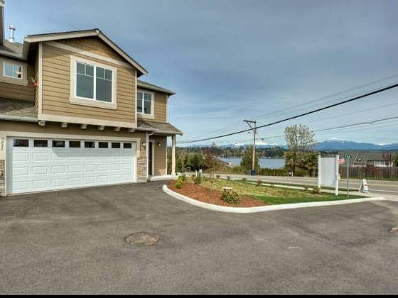 1st image of 9213 11th Pl NE #3B