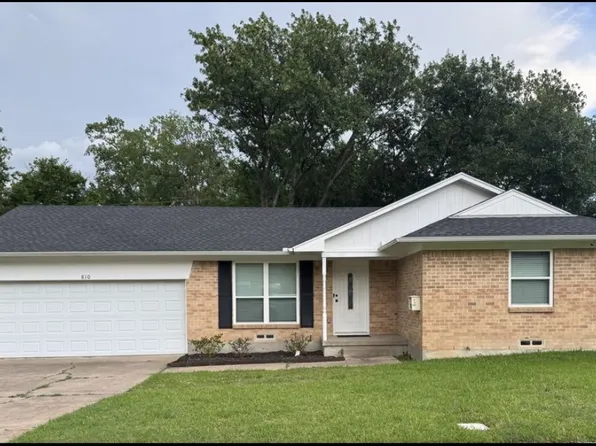 810 Jackson St, Rockwall, TX 75087