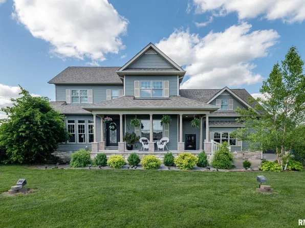 3160 Sycamore Rd, Carterville, IL 62918