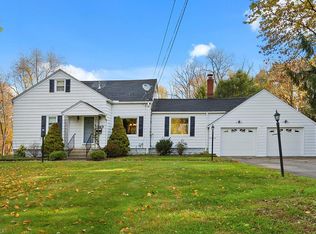 349 Hazelwood Ave, Barberton, OH 44203