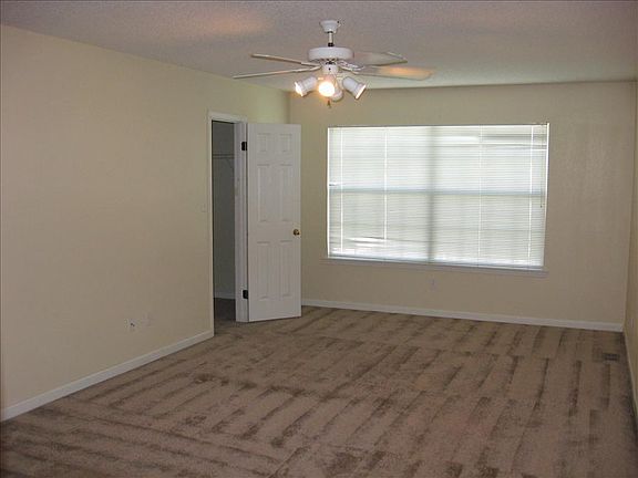 5th image of 2808 Saw Palmetto Ln