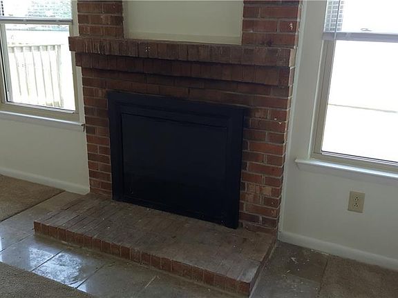 3rd image of 1636 Lake Christopher Dr