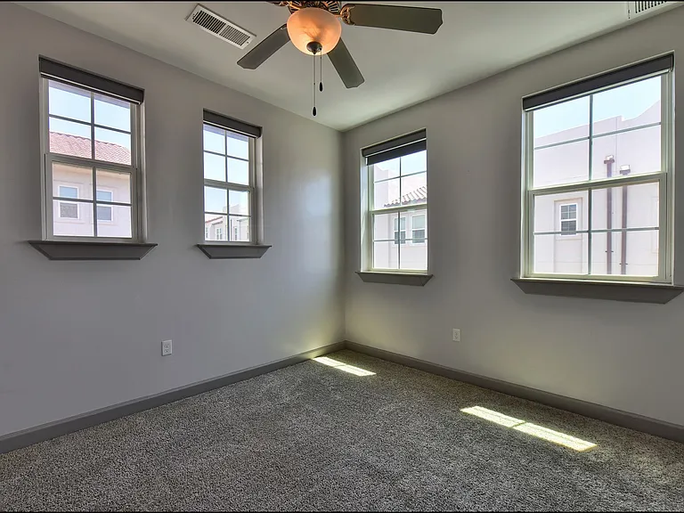 312 Vin Almoradi Ct — Photo 24