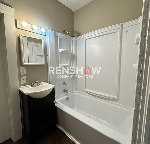 3644 Faxon Ave — Photo 9