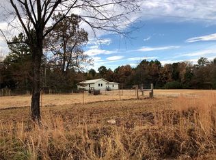 27385 Harmony Ln, Wister, OK 74966