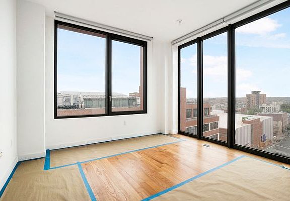 3rd image of 54 Noll St #9917