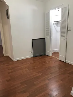 Rented by Kew Forest Realty Inc | media 18