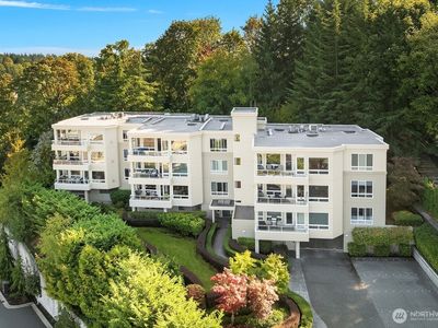 2980 76th Avenue SE #201, Mercer Island, WA, 98040