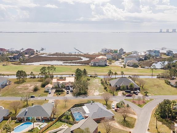 3rd image of 3850 Saber Tooth Cir