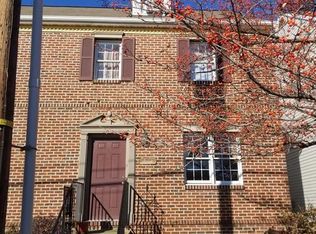 831 E King St, York, PA 17403