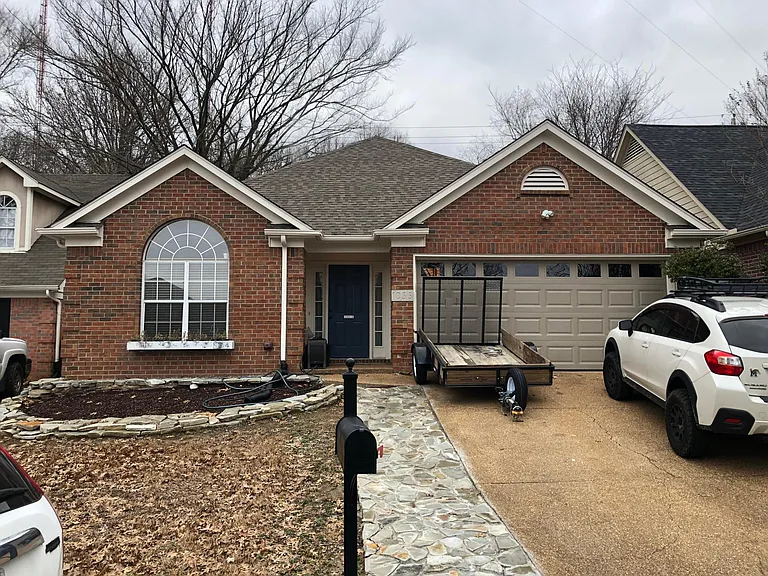 1055 Nolan Ln — Photo 1
